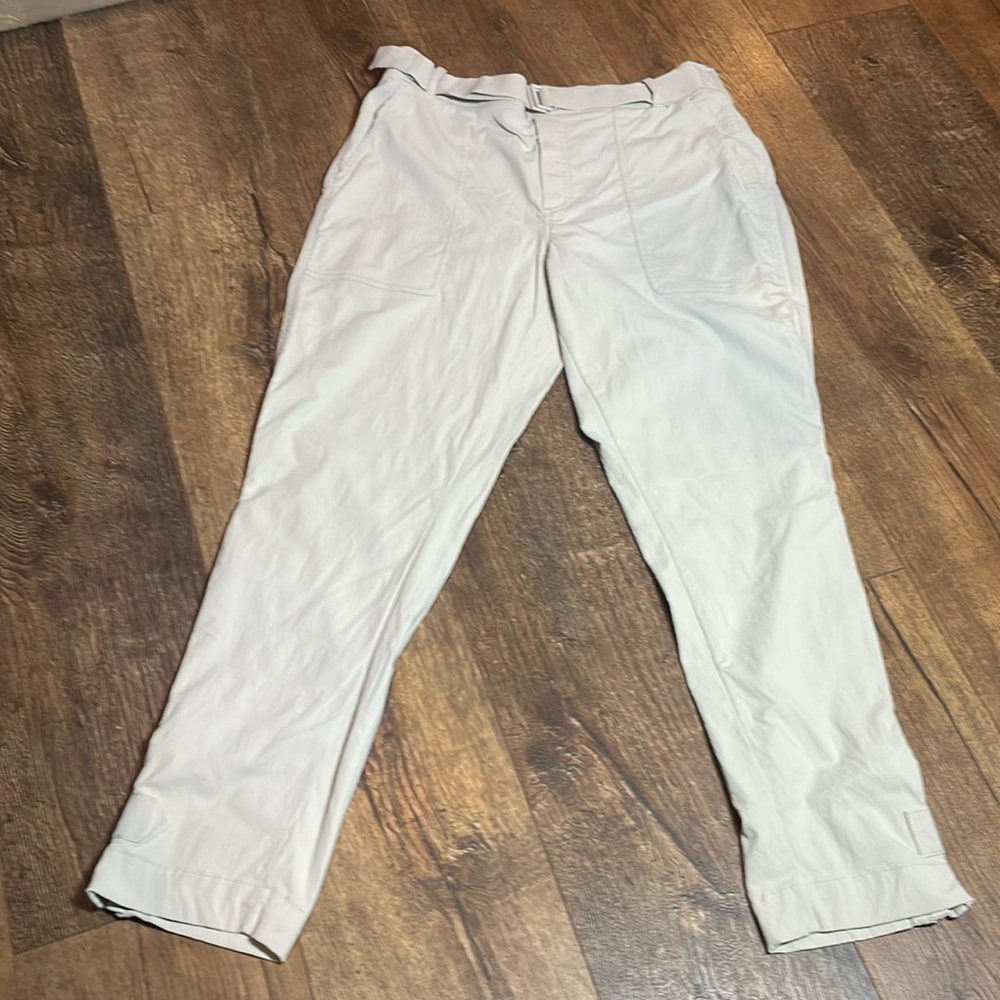 Athleta Trekkie pant sz. 10 color stone zipper & snap leg waist 16 inseam 26 😊